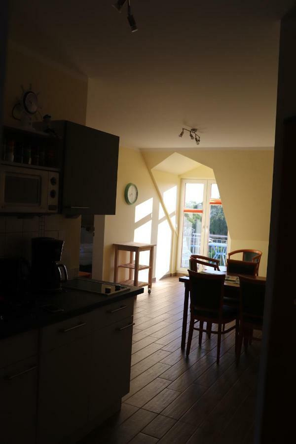 Apartment Loui's Wiek *