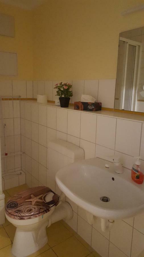 Loui's Wiek Apartment *